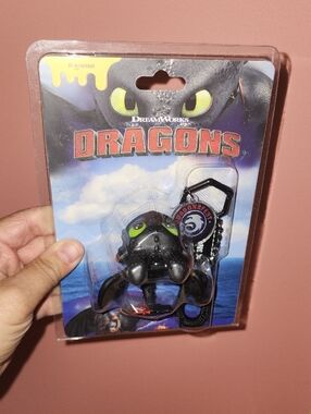 DreamWorks Dragons Toothless Keychain - Black with Neon Green Eyes